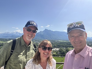 Besuch James van Beek Karl Wochermayr klein